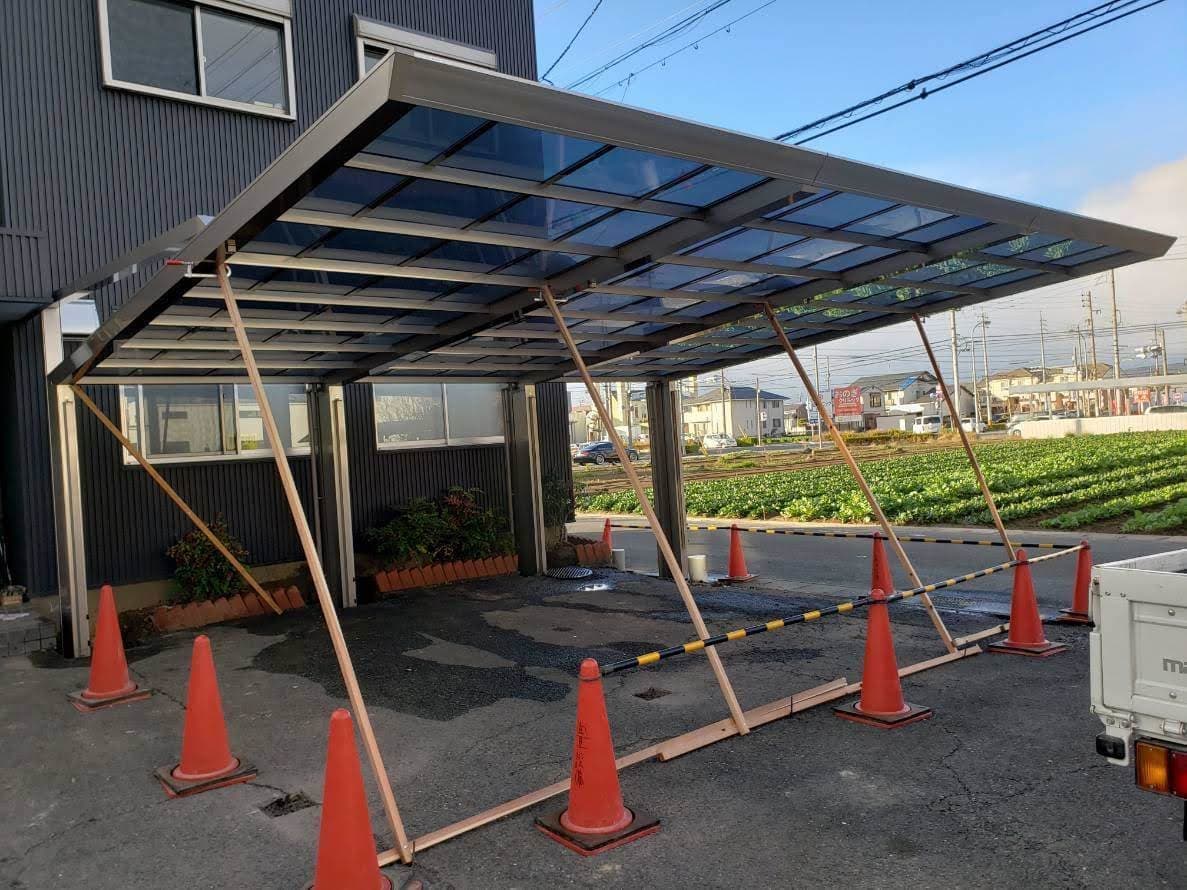 2台用カーポート新設工事 | 名古屋市天白区のエクステリア工事ならイズ美
