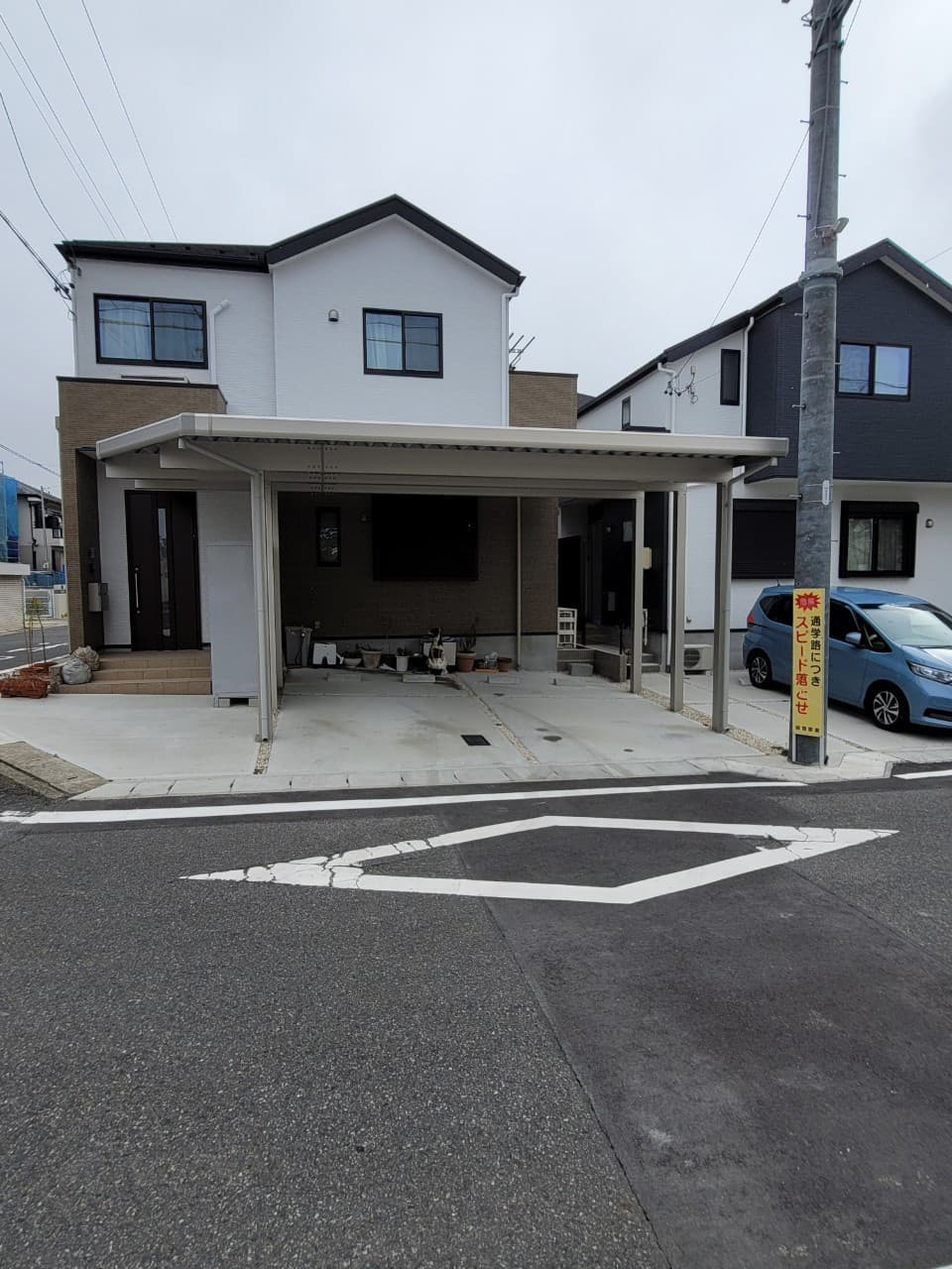 カーポート設置 | 名古屋市天白区のエクステリア工事ならイズ美