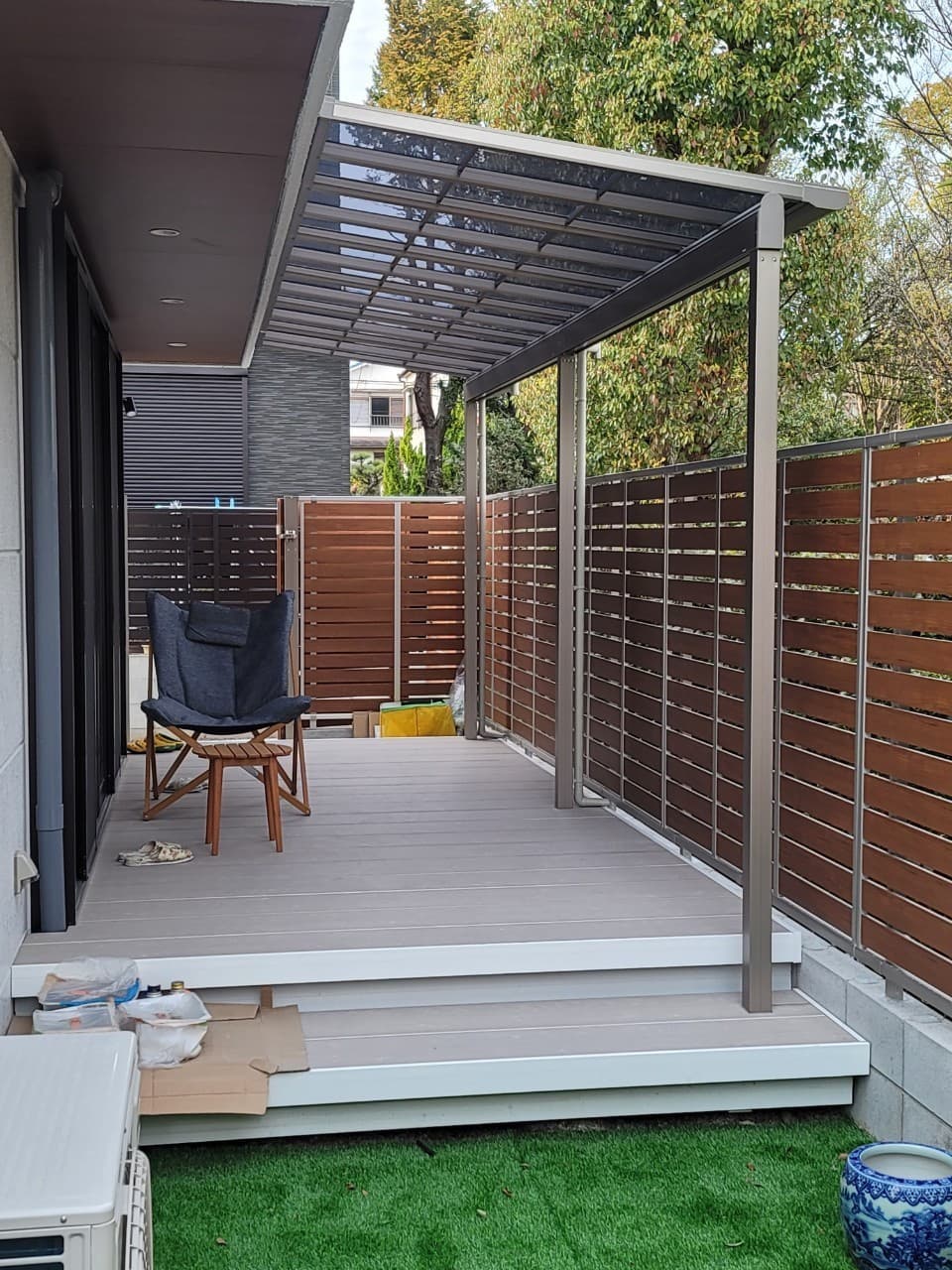 テラス工事 | 名古屋市天白区のエクステリア工事ならイズ美